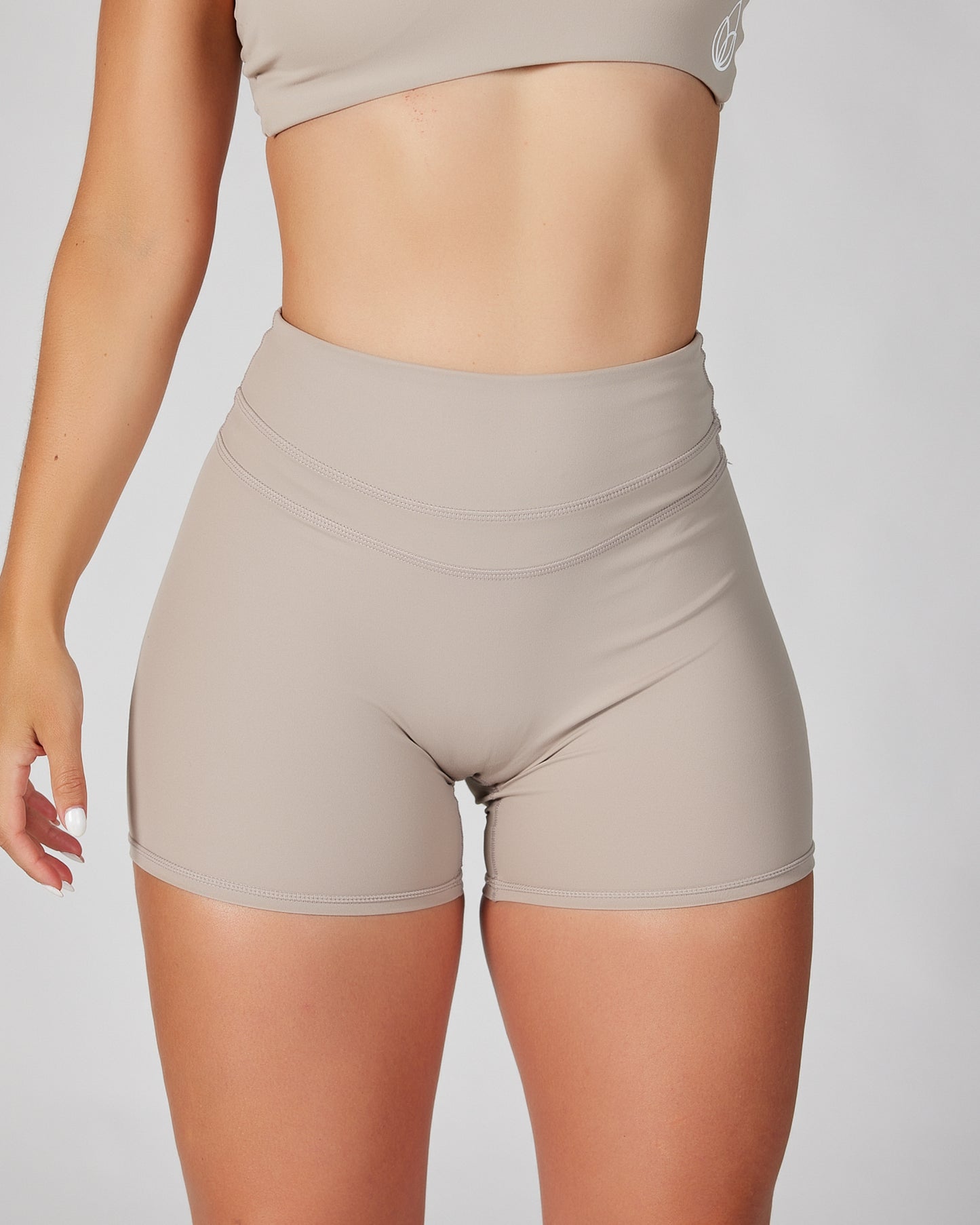 Camel short