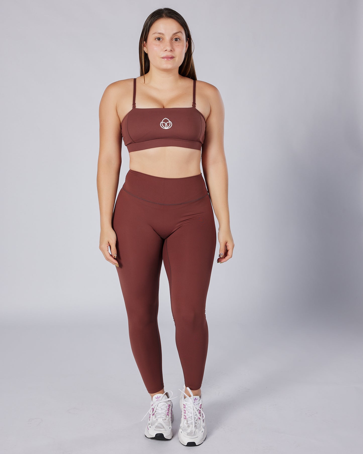 Revival 🤎 ₡19.500 prendas por separado | ₡30.900 set completo