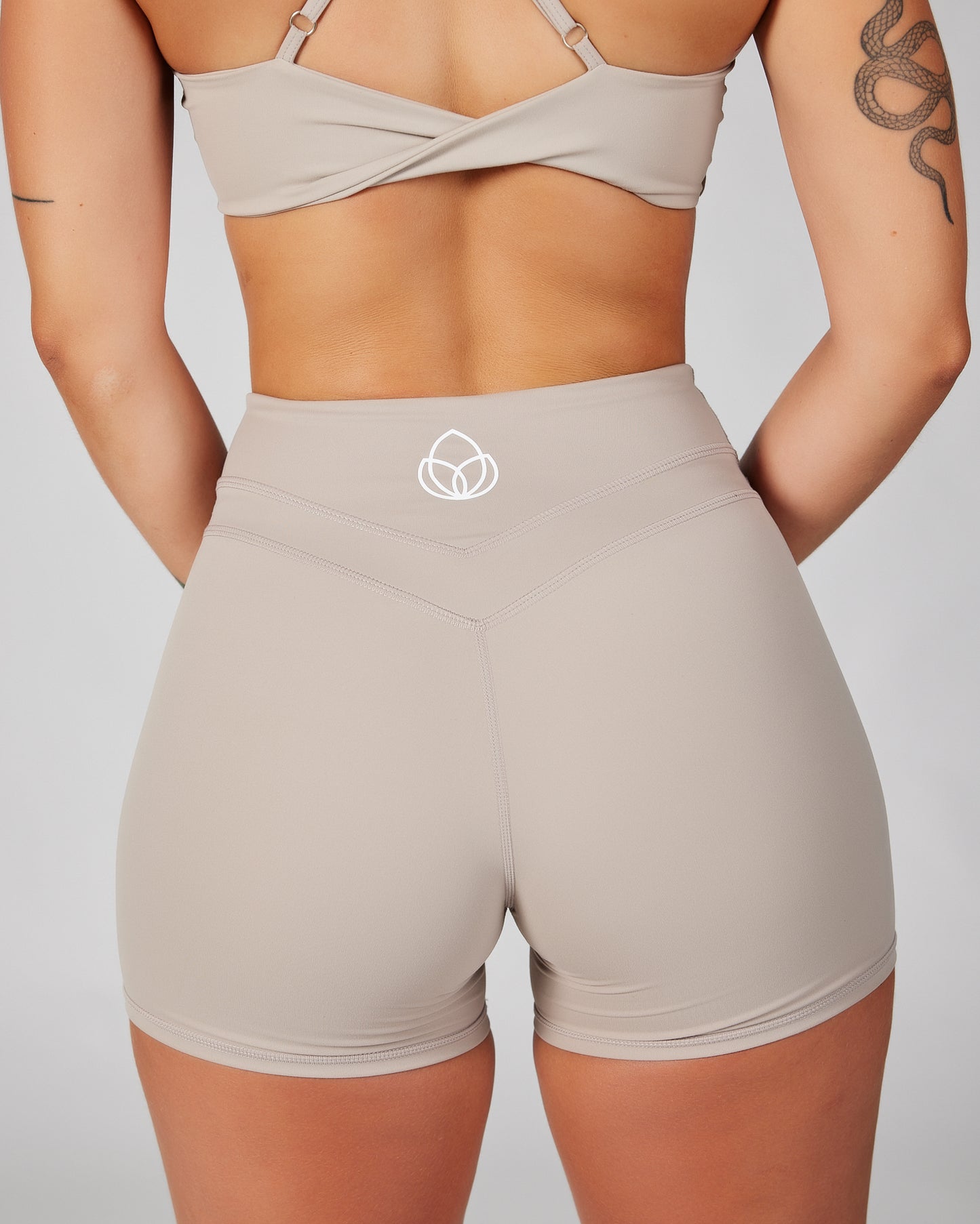 Camel short
