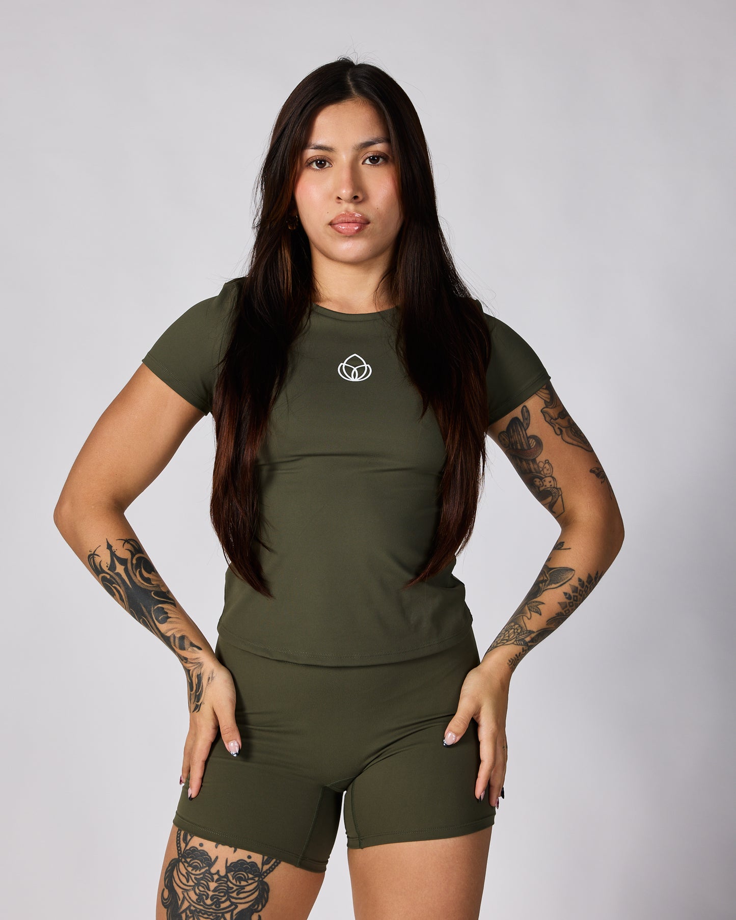 Oliva short & blusa 🫒 piezas por separado 18.500