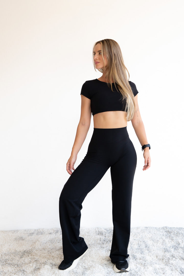 Lolita croptop negro 🖤